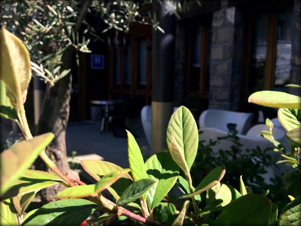 特拉马卡斯蒂拉·德·滕 Abadia Del Pirineo酒店 外观 照片