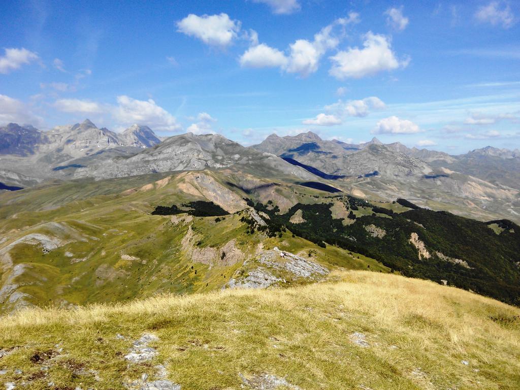 特拉马卡斯蒂拉·德·滕 Abadia Del Pirineo酒店 外观 照片